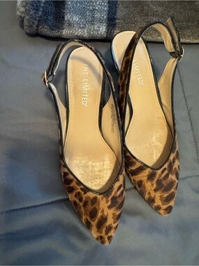 The Limited Leopard Print Pointed Slingback Flats - Brown/Black